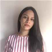 Profesor de inglés y/o sociales imparte clases a niños y niñas de todas las edades